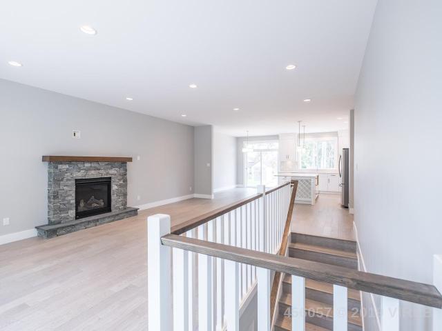 Langara I thumbnail 6